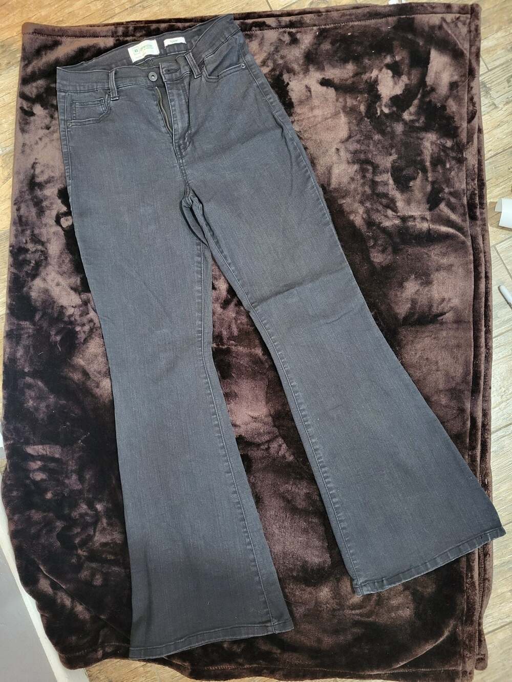 RE generation by Celebrity Pink Flower Grey High Rise Flare Jeans Size 11/30